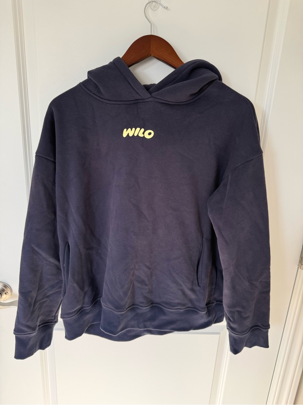 Wilo Hoodie Size Medium
